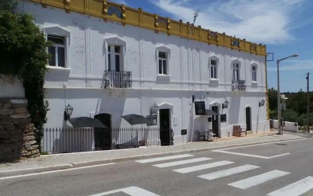 The Boliqueime Inn