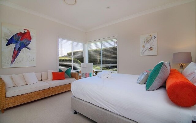 Holiday Home Coveside @ Sanctuary Cove