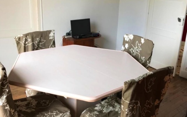 House With 2 Bedrooms in Soulac-sur-mer, With Enclosed Garden