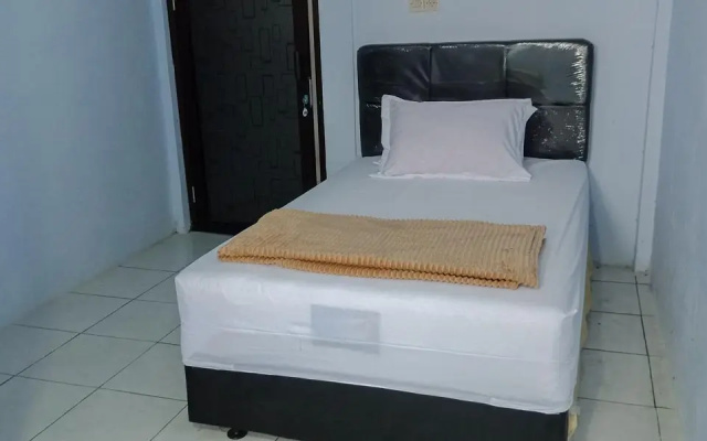 Homestay Citra Green House Syariah Near Terminal Gayatri Tulungagung