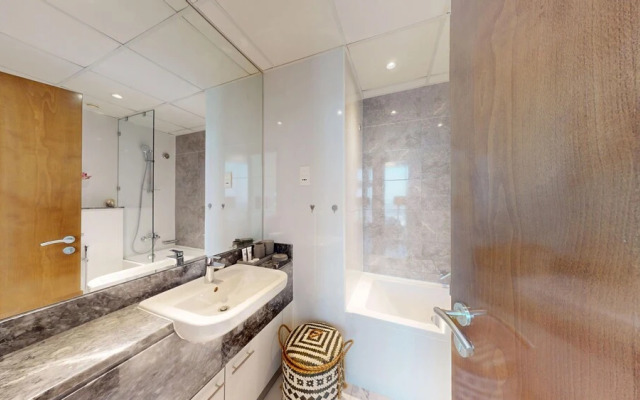 Al Habtoor City - Amna Tower 1708