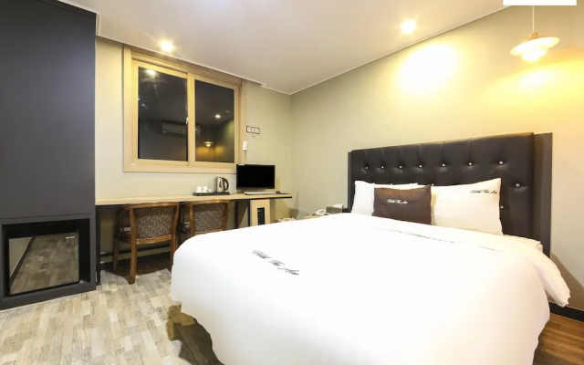 Hotel the Ace