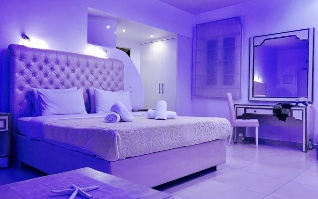 Queen Boutique Suites