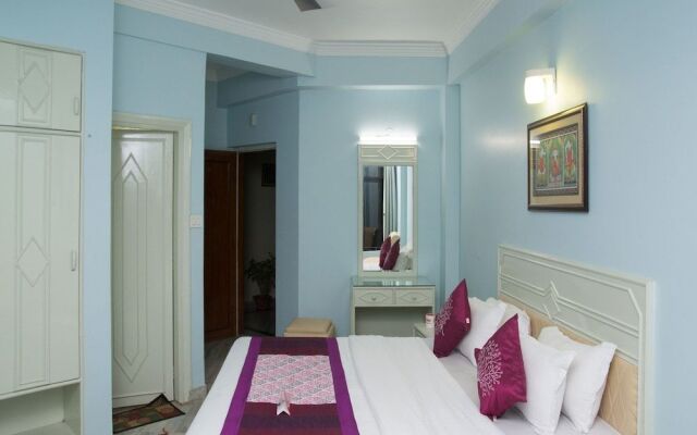 OYO 3670 near Marine Drive Road