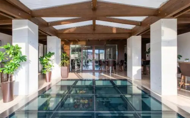 Botrytis Hotel