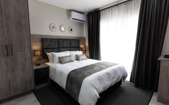 Luxe Suites Boutique Hotel