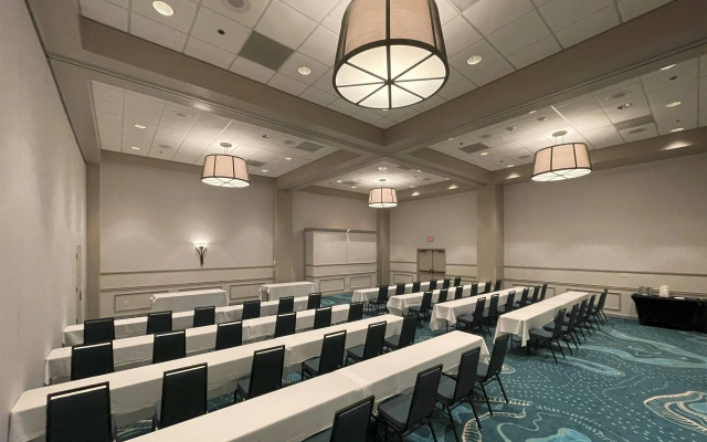 Wyndham Garden Lake Buena Vista – Disney Springs® Area