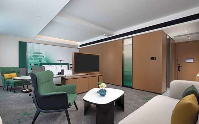 Hampton by Hilton Shantou Railway Station
