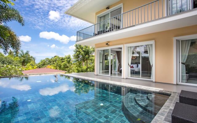 Tropical Seaview Pool Villa Dragon A