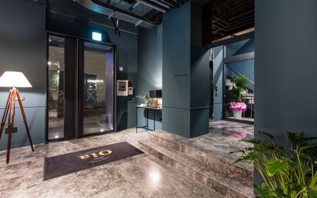 Oia Hotel