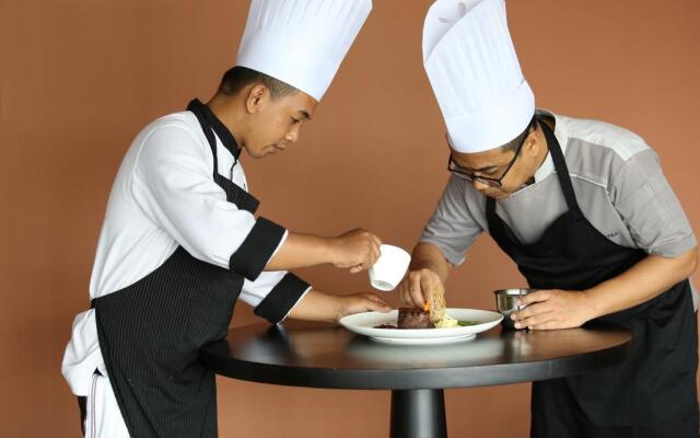 Hotel Santika Premiere Bandara - Palembang