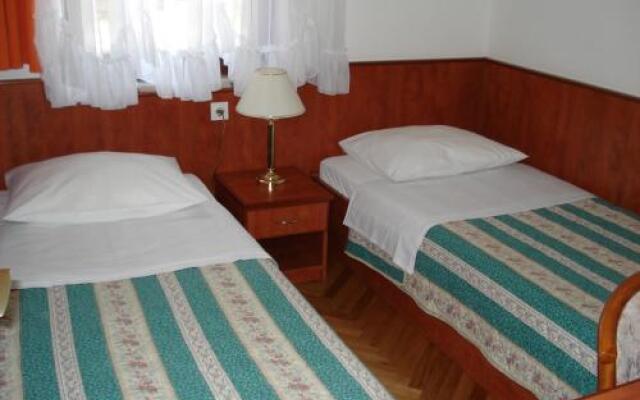 Apartments Mladina
