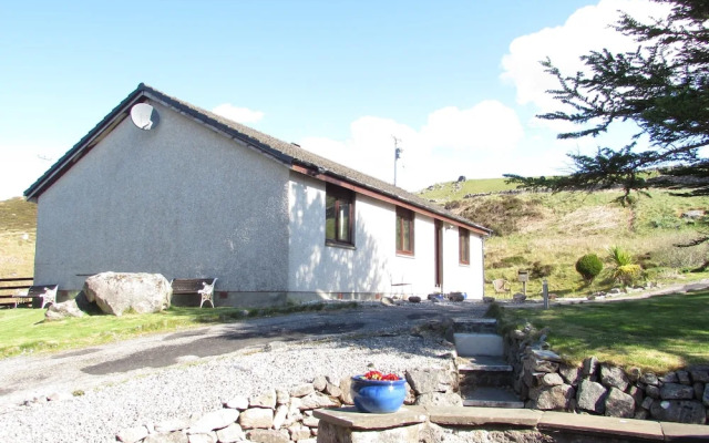 Old School Restaurant & Rooms