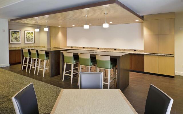 DoubleTree by Hilton Hotel Nanuet