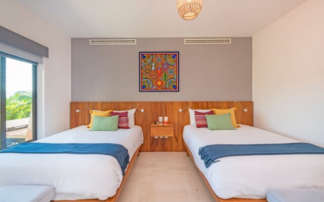 Amazing 3 Bedroom Condo