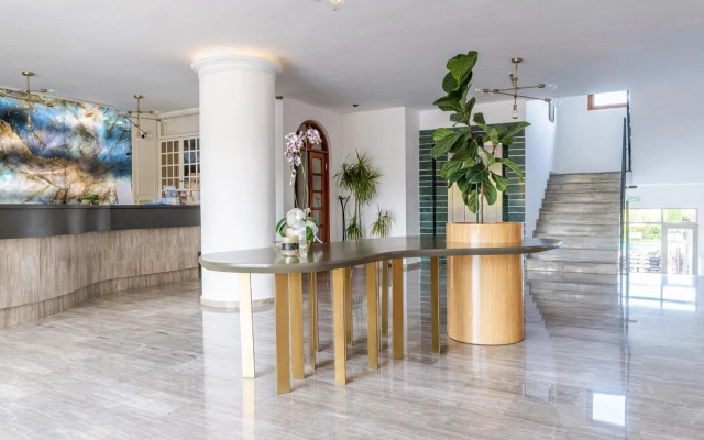 May Beach Hotel