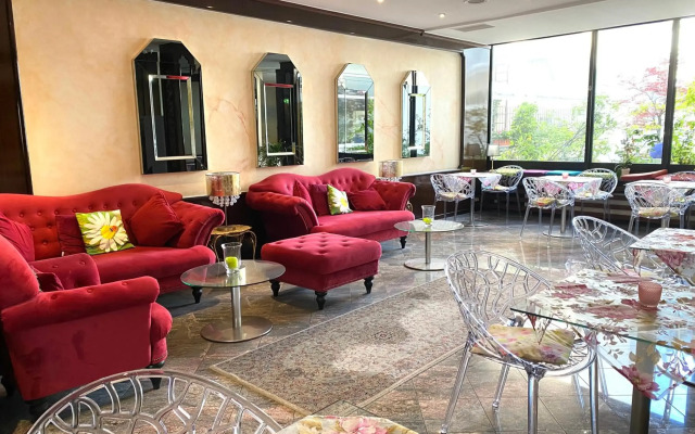 Hotel Condor