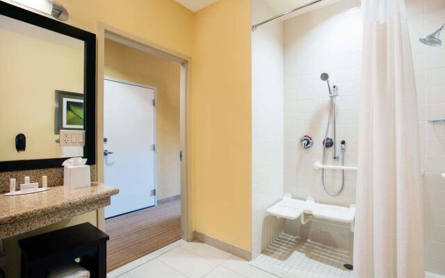 Courtyard Homestead Marriott