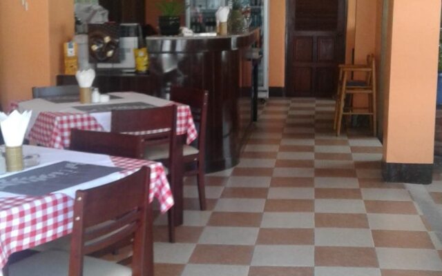 Max&Pui Guesthouse