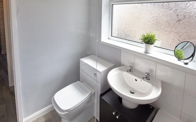 Host Stay The Charltons