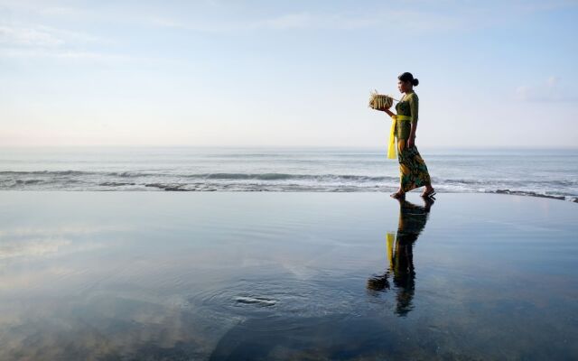 The Royal Purnama Art Suites & Villas