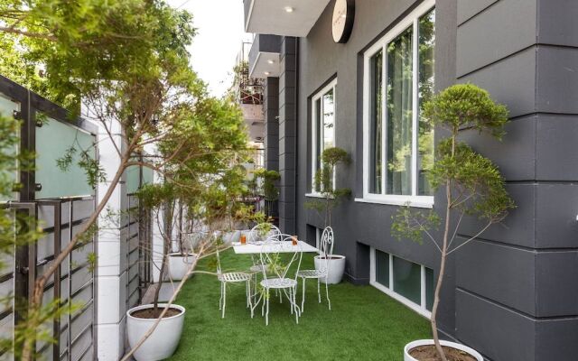 OYO Townhouse 010 La Paradise