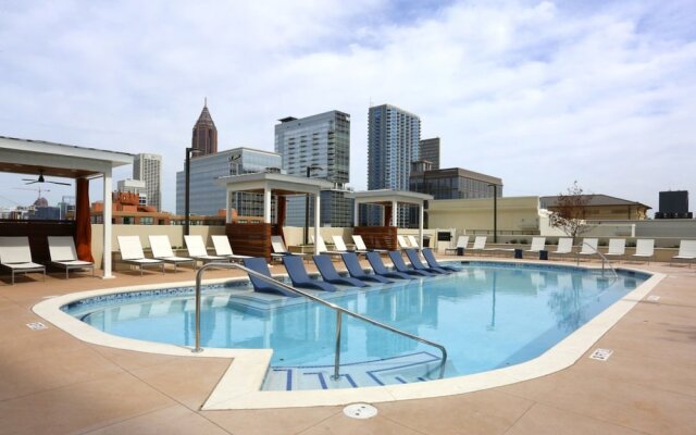 Global Luxury Suites in Downtown Atlanta
