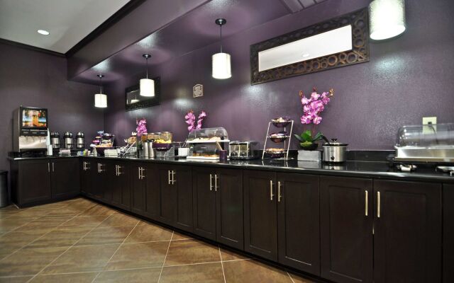 Best Western Giddings Inn & Suites