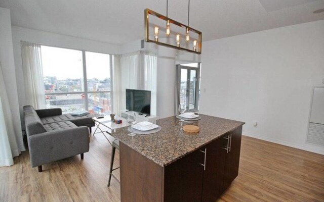 Executive 2 Bedroom Condo Across CN Tower