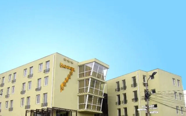 Seven Hotel