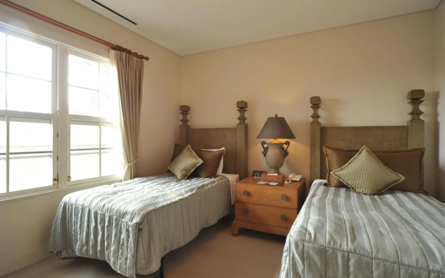 Resort Forest Hills Garden – Guest Rooms – Mihara