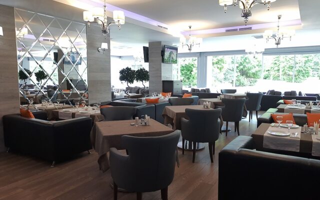 Sofrino Park Hotel