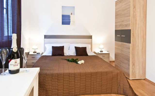 California Apartments