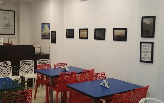 Strangers Hideaway Hostel