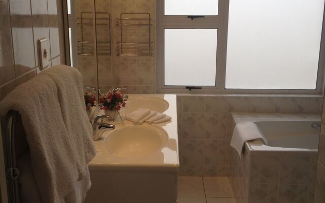 Oceanview Suite