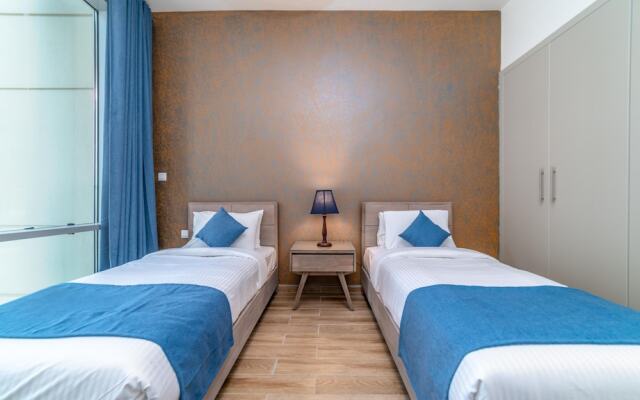 Vacation bay Noura Tower