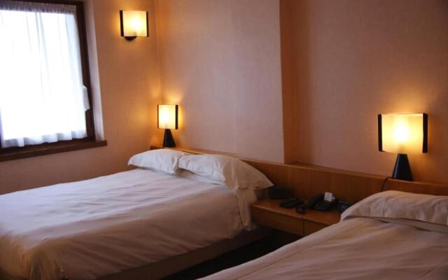 Active Hotel