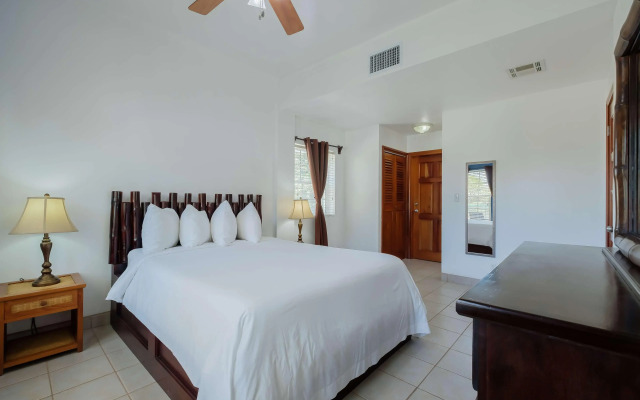 Best Western Grand Baymen Gardens
