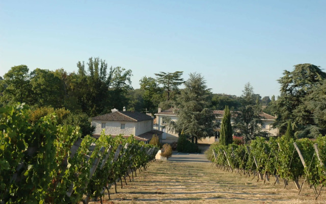 Pey La Tour - Logis Hôtels & restaurant