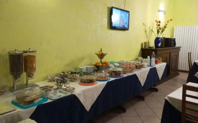 Azzurro Hotel Residence