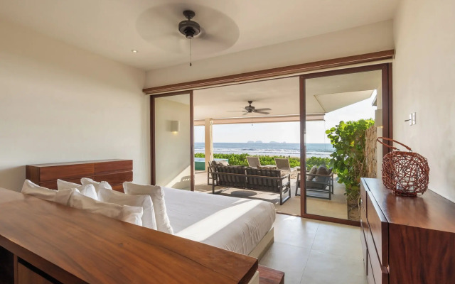 Marea Beachfront Villas