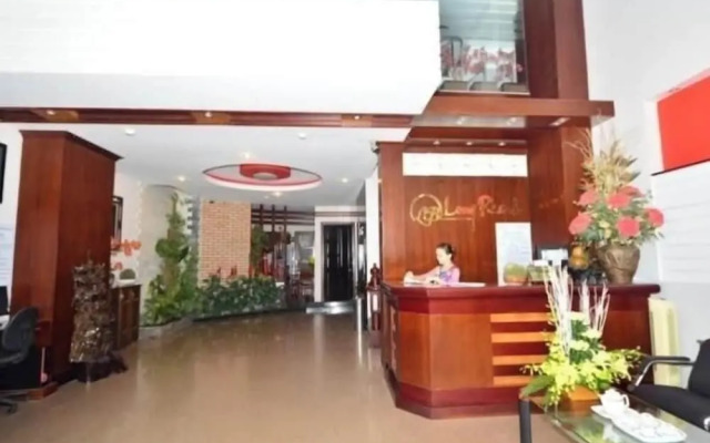 Long Beach Nha Trang Hotel