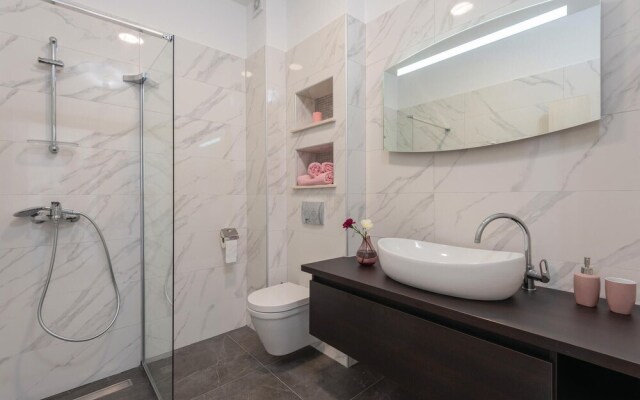 Awesome Home in Prigradica With Sauna, Wifi and 3 Bedrooms