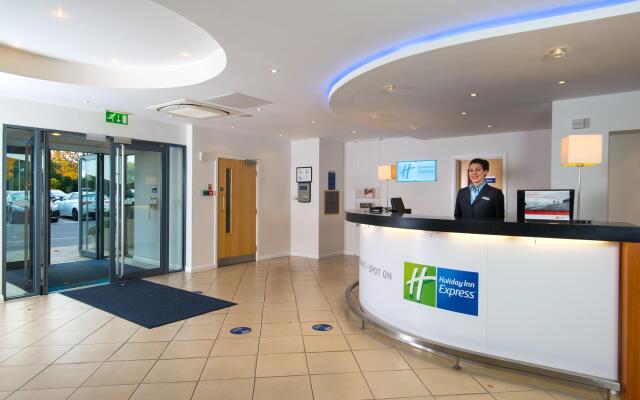 Holiday Inn Express Bedford, an IHG Hotel