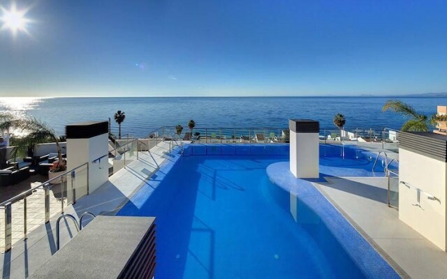 Two Bedrooms Apartment with Sea View