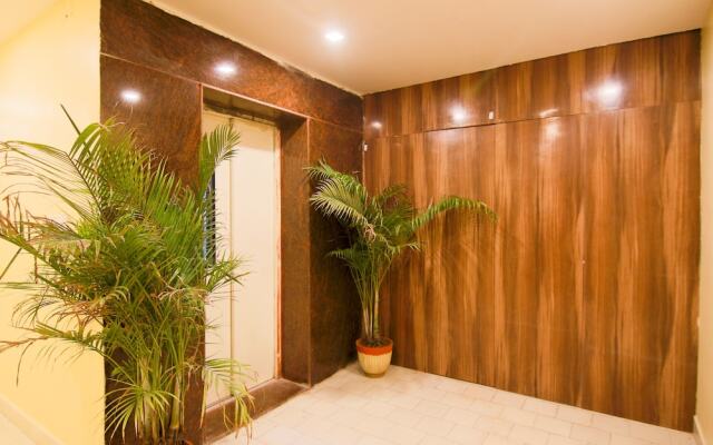 OYO 10709 Hotel SBT