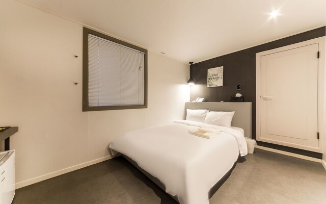 Hotel Yam