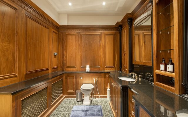 Hyde Park Place