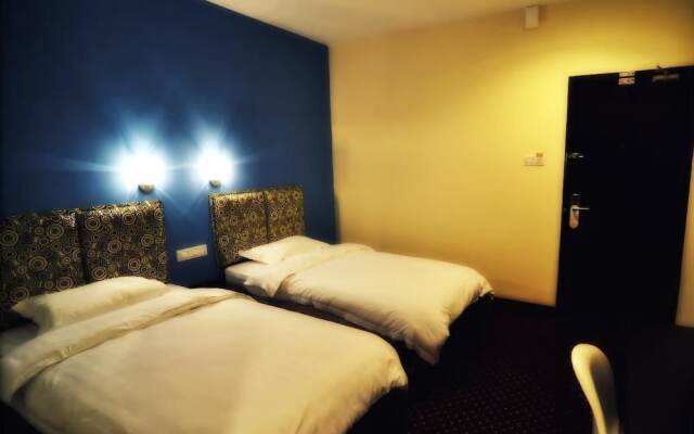 Aston Boutec Hotel Lintas Plaza
