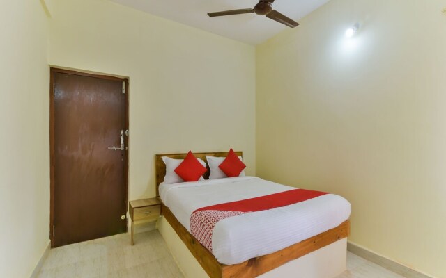 OYO 15570 Daffodils Guest House Calangute